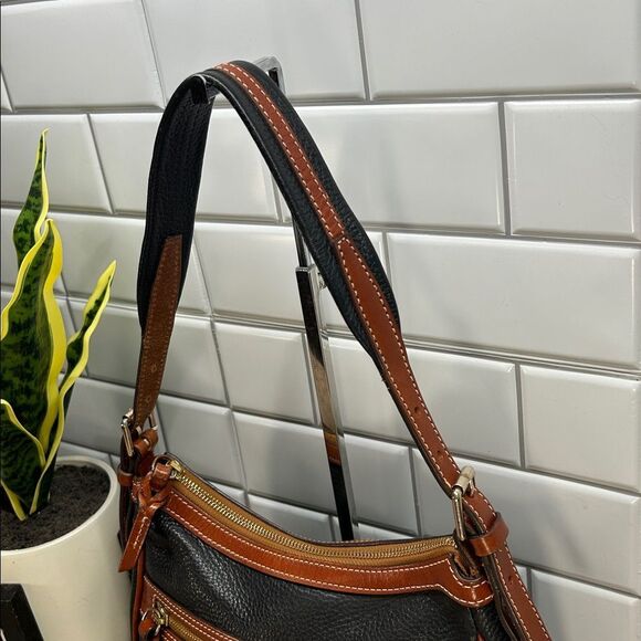 4302 Dooney & Bourke black brown leather crossbody - Picture 11 of 15
